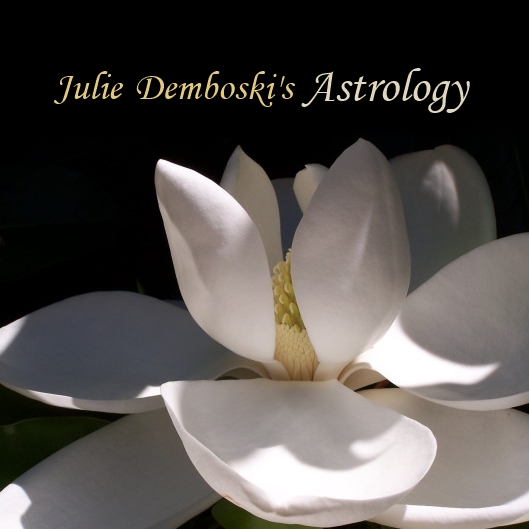 Photo by Julie Demboski copyright 2002 Licensed under Creative Commons Attribution-Share Alike 3.0 Unported and  GNU Free Documentation License, Version 1.2 or any later version