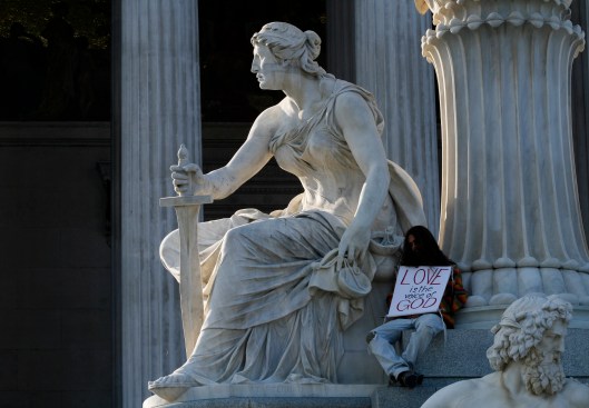 Allegorical statue of the parlamentarian executive power at the Pallas Athene fountain in front of the Austrian parliament building in Vienna. Photo By Manfred Werner - Tsui (Own work) [GFDL (http://www.gnu.org/copyleft/fdl.html) or CC-BY-SA-3.0 (http://creativecommons.org/licenses/by-sa/3.0/)], via Wikimedia Commons