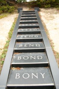 Sculpture 'Body to Soul' by Mary-Louise Browne in the Wellington Botanical Garden in Wellington/New Zealand Photo by Felipe Skroski CC BY 2.0